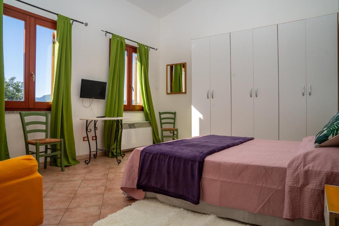 Nora Guesthouse Rooms And Villas Pula Bagian luar foto