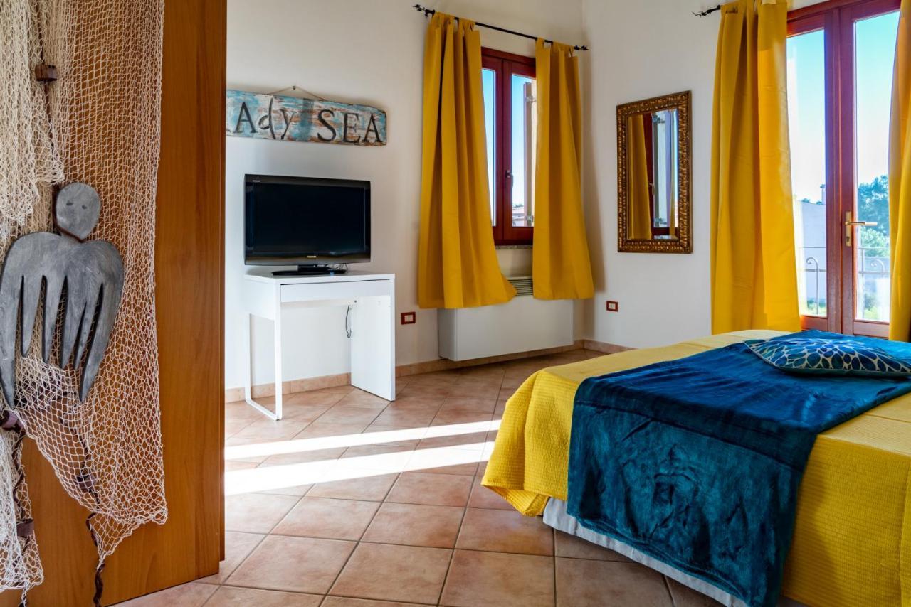 Nora Guesthouse Rooms And Villas Pula Bagian luar foto